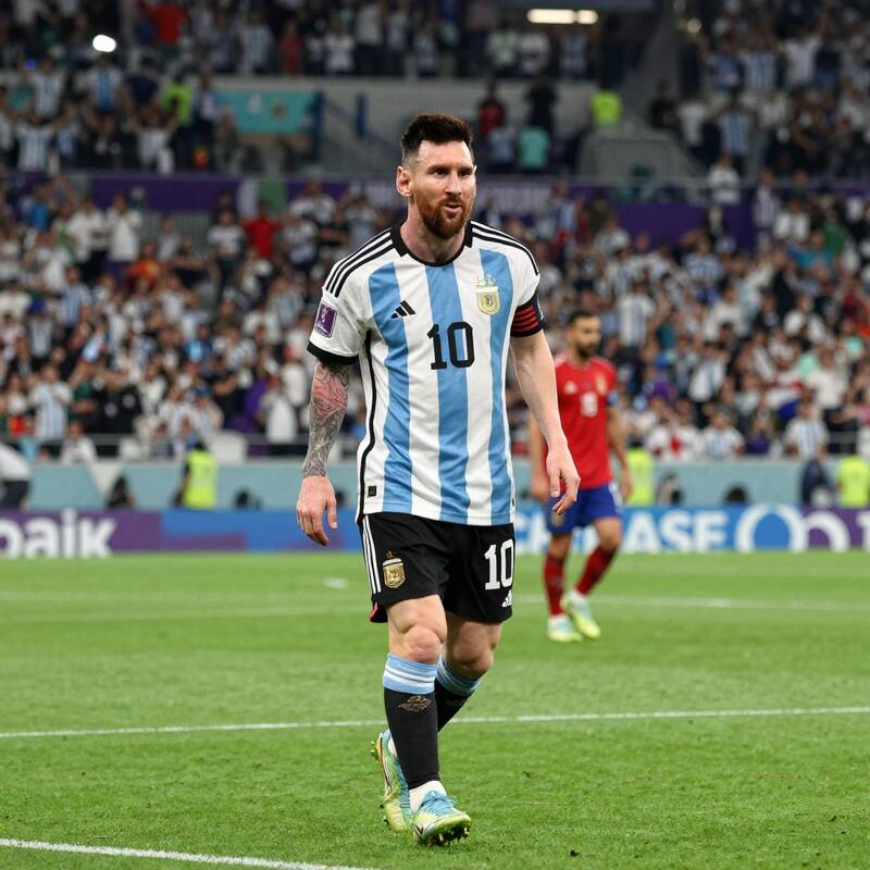 Tây Ban Nha soán ngôi Argentina: Messi lặng lẽ khép lại kỷ nguyên huy hoàng - 5495